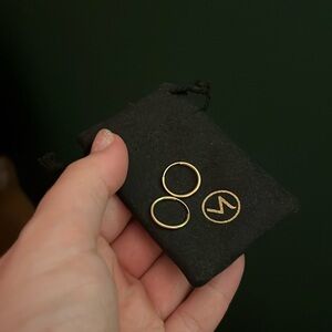 Mejuri 14k small hoops